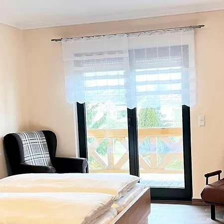 게스트하우스 Fewo-zimmer-auszeit